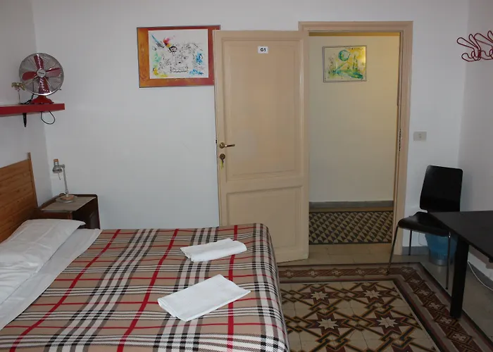 Oda ve Kahvaltı Galilei 2*